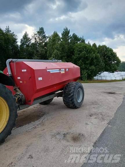 Moi GB-8 Minerālmēslu izkliedētāji