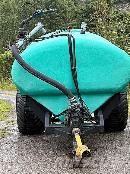 Moi X9 jet Minerālmēslu izkliedētāji