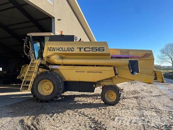 New Holland TC 56 Ražas novākšanas kombaini