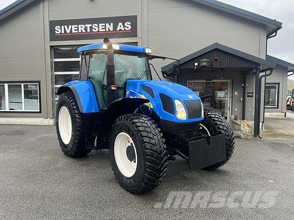 New Holland TVT190 Traktori