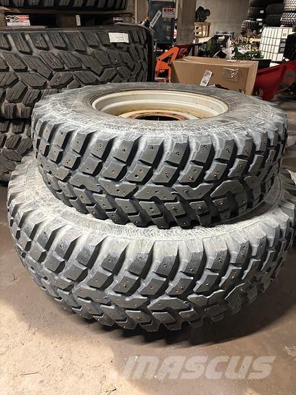 Nokian TRI 2 Riepas, riteņi un diski