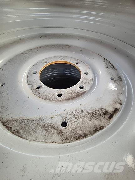 Nokian TRI2 Riepas, riteņi un diski