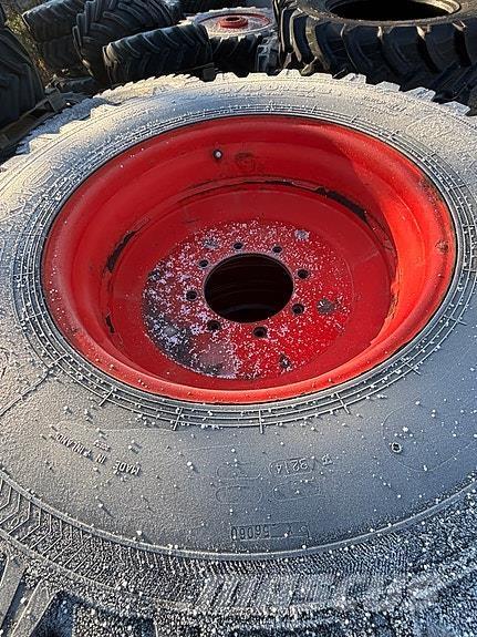 Nokian TRI2 Riepas, riteņi un diski