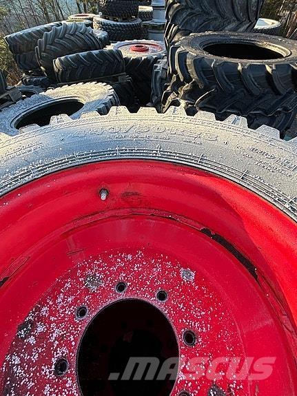 Nokian TRI2 Riepas, riteņi un diski