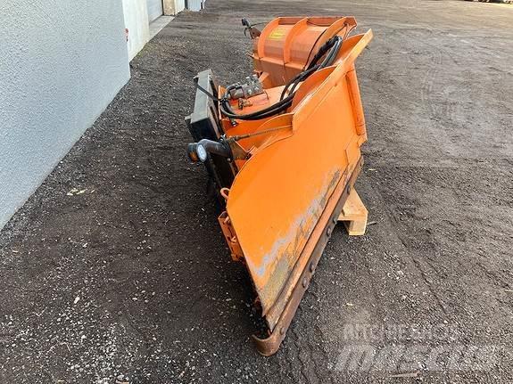 Pronar PUV-3000 Sniega naži un tīrītāji