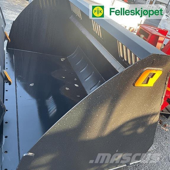 Quicke 240VL+ Cita ceļu uzturēšanas un sniega novākšanas tehnika