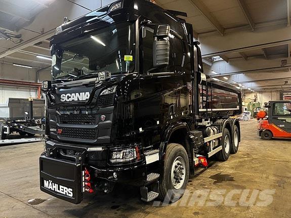 Scania R 560 4x4+2 Pašizgāzējs
