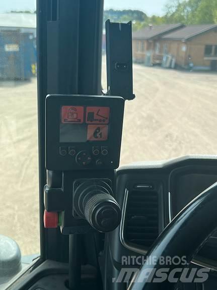 Scania R 650 Kabeļu pacēlājs nomontējamām kravas mašīnām