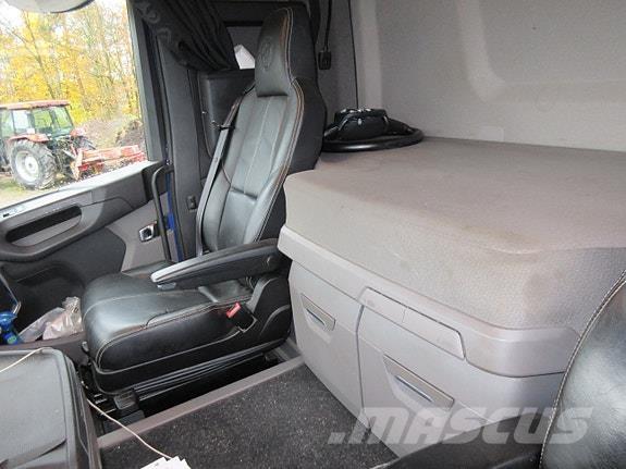 Scania R500 8x4*4 Kabeļu pacēlājs nomontējamām kravas mašīnām