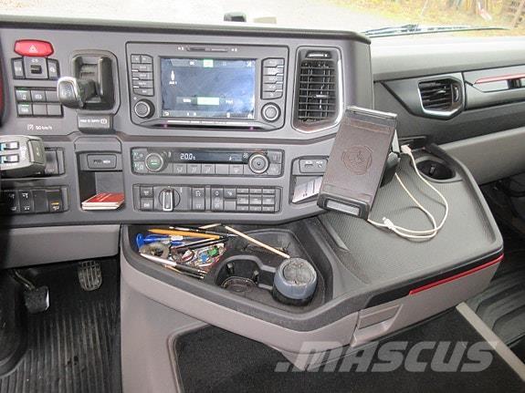 Scania R520 6x2*4 Kabeļu pacēlājs nomontējamām kravas mašīnām