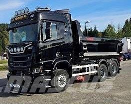 Scania R560 6x4 Pašizgāzējs