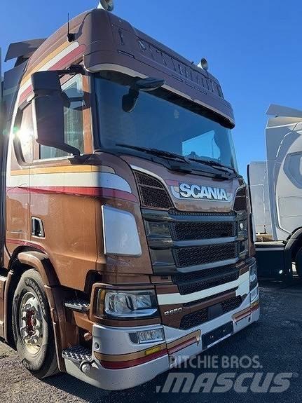 Scania R650B6X2NB Furgons