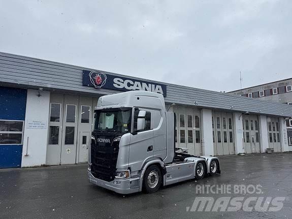 Scania S770 A6x4NB Vilcēji