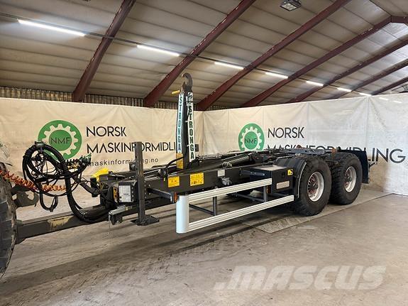 Stronga HL210ST Standarta piekabes