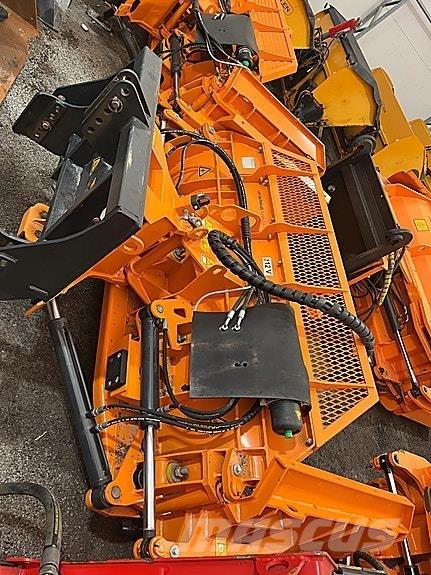  Teklesfdal U-LS 46 Sniega naži un tīrītāji