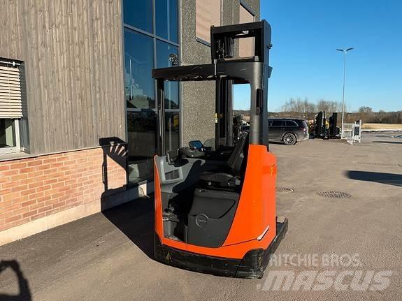Toyota RRE140HE Tehnika ar dīzeļa dzinēju