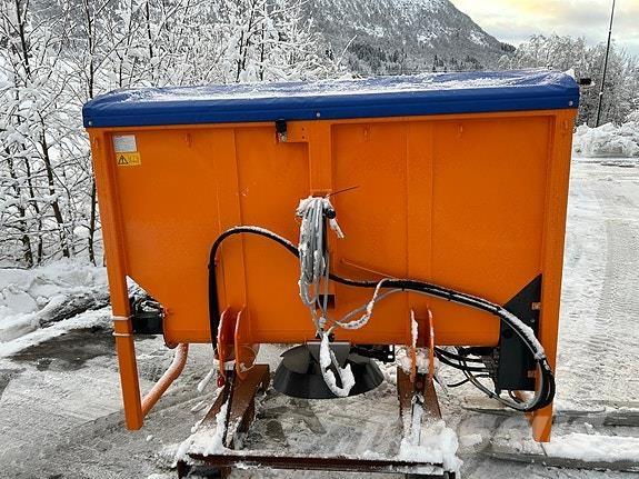  Traxos S15 VEP-490 Smilšu un sāls kaisītāji