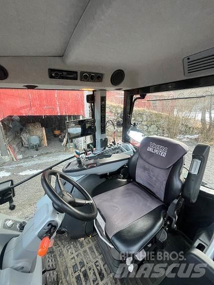 Valtra G125A Traktori