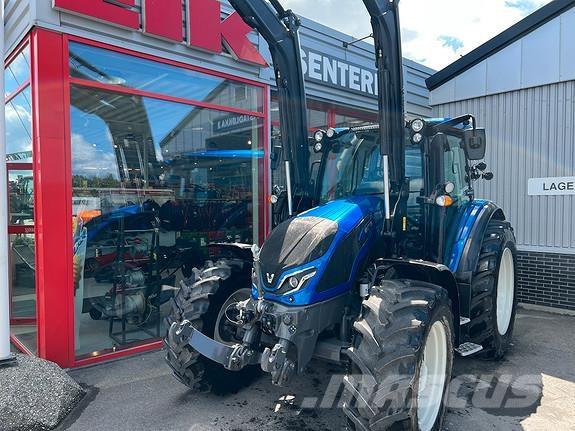 Valtra G135 Activ Traktori