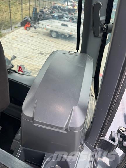 Valtra N 175 Traktori