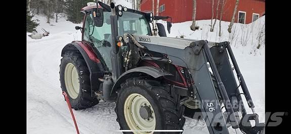 Valtra N134D Traktori