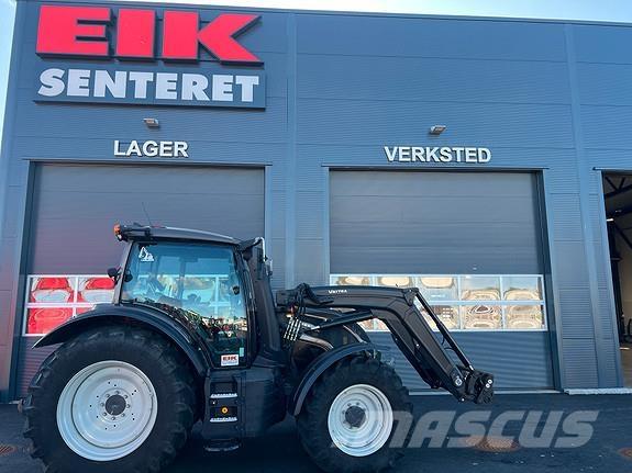Valtra N155EH Traktori