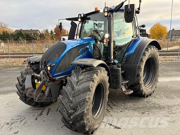 Valtra N174 Direct Traktori