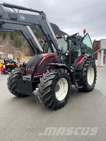 Valtra N174 Versu Traktori