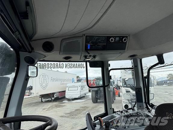 Valtra N174D Traktori