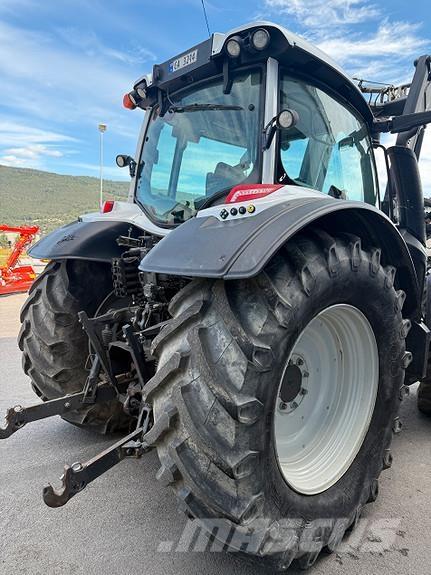 Valtra N174D Traktori