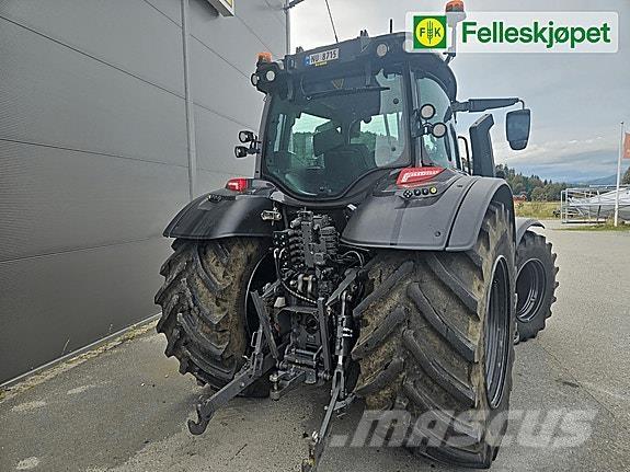 Valtra N175 Traktori
