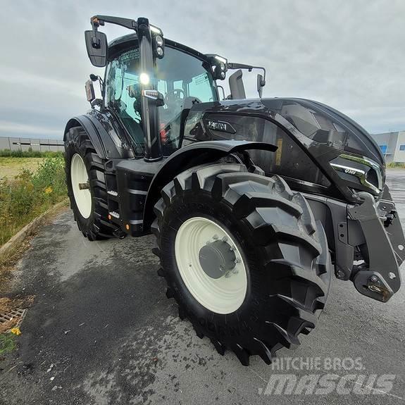 Valtra Q305 Traktori