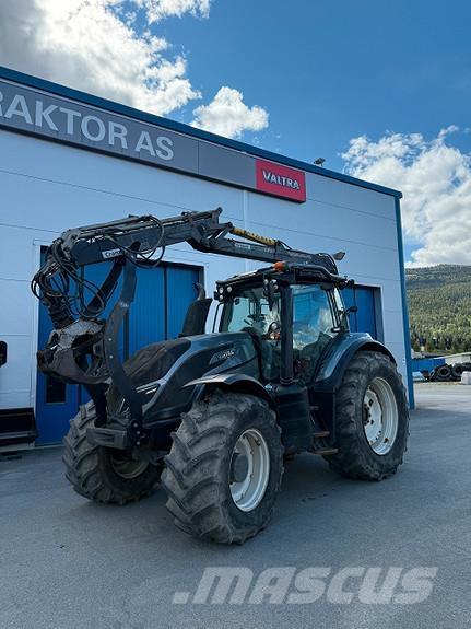 Valtra T194V Traktori