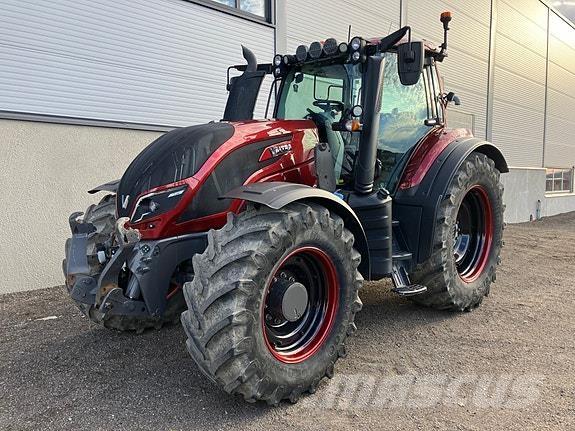 Valtra T234 Direct Traktori