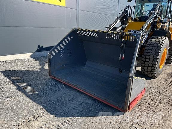 Vama EPS250H Cita ceļu uzturēšanas un sniega novākšanas tehnika