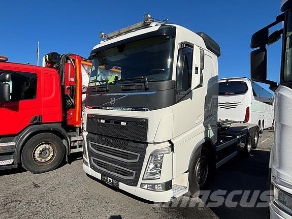 Volvo  Kabeļu pacēlājs nomontējamām kravas mašīnām