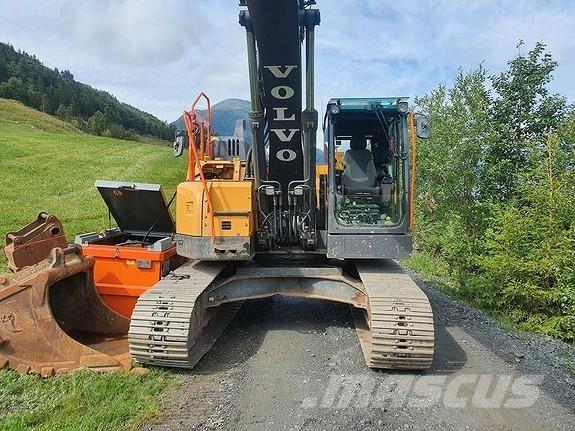 Volvo ECR235EL Kāpurķēžu ekskavatori