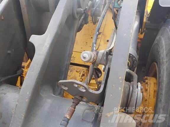 Volvo L90G Iekrāvēji uz riteņiem