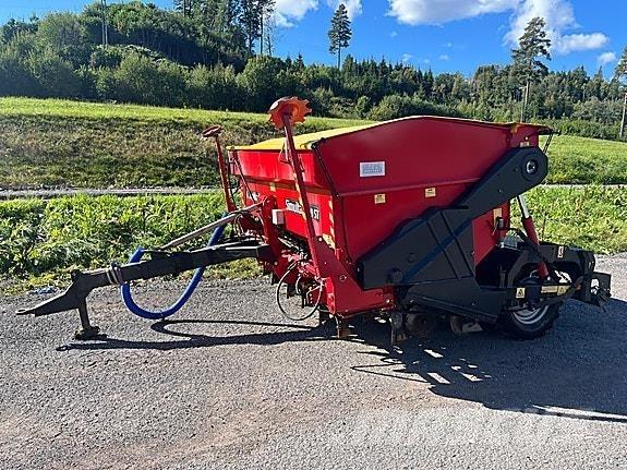   Minerālmēslu izkliedētāji