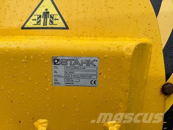   Sniega naži un tīrītāji