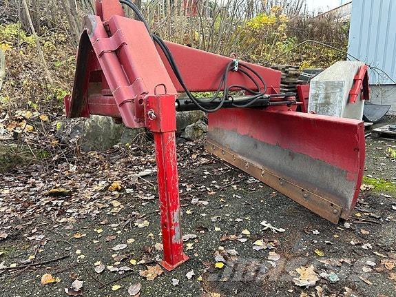   Cita ceļu uzturēšanas un sniega novākšanas tehnika