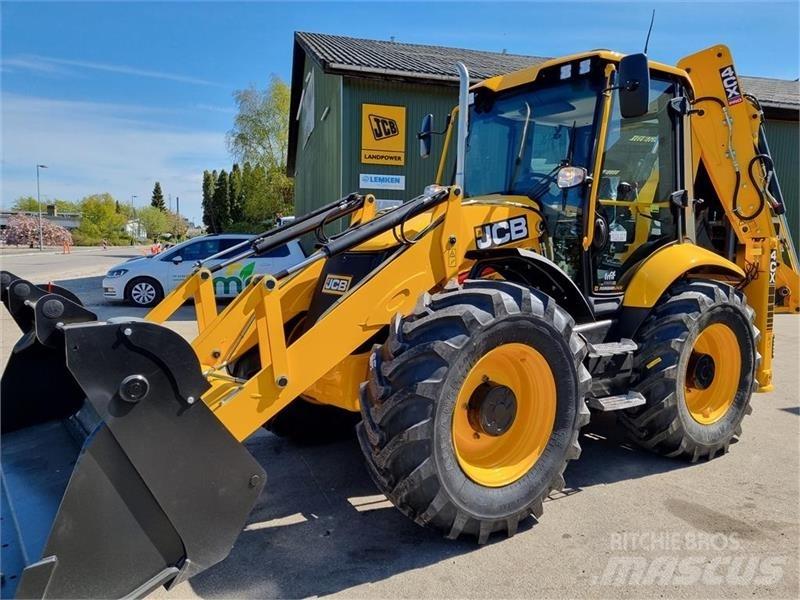 JCB 4 CX PRO AEC Ekskavatori-iekrāvēji