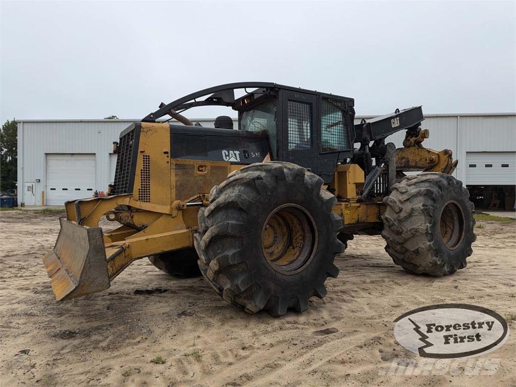 CAT 535C Šķeldotāji