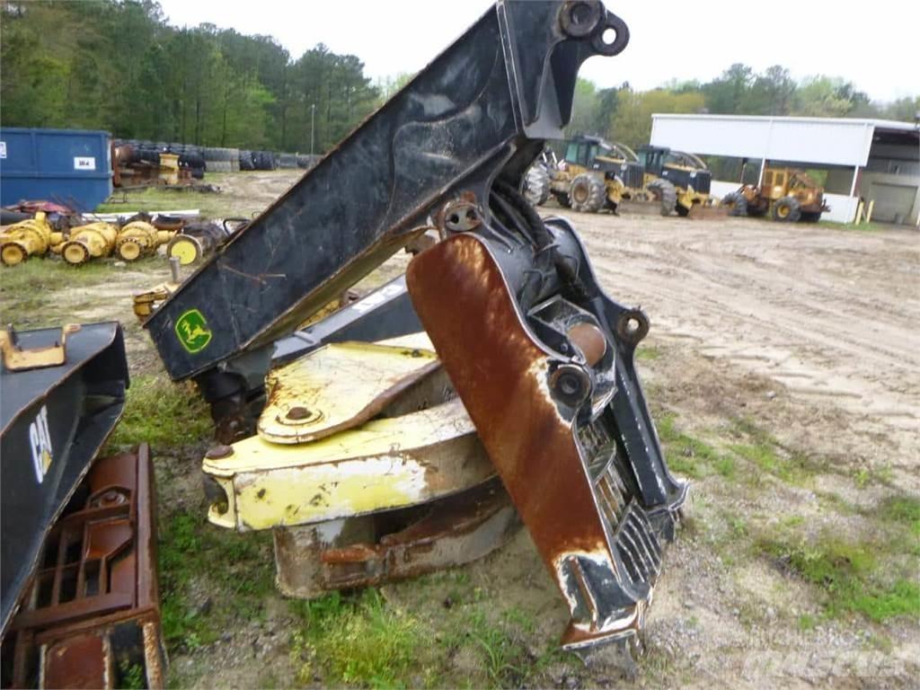 John Deere 12-5 Satvērējs