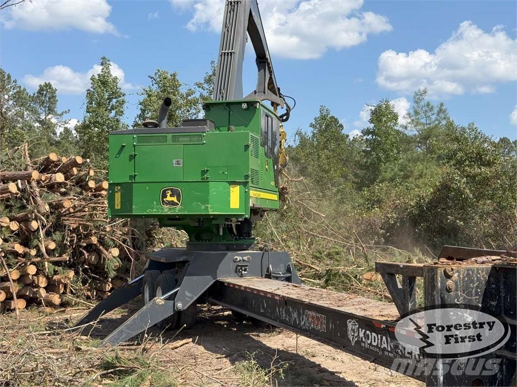 John Deere 437E Baļķu iekrāvēji