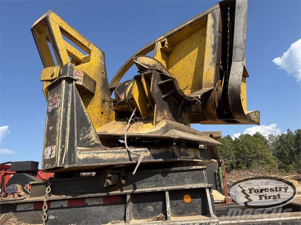 John Deere 437E Baļķu iekrāvēji