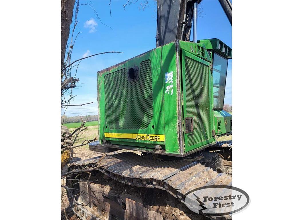 John Deere 753J Zaru savācēji