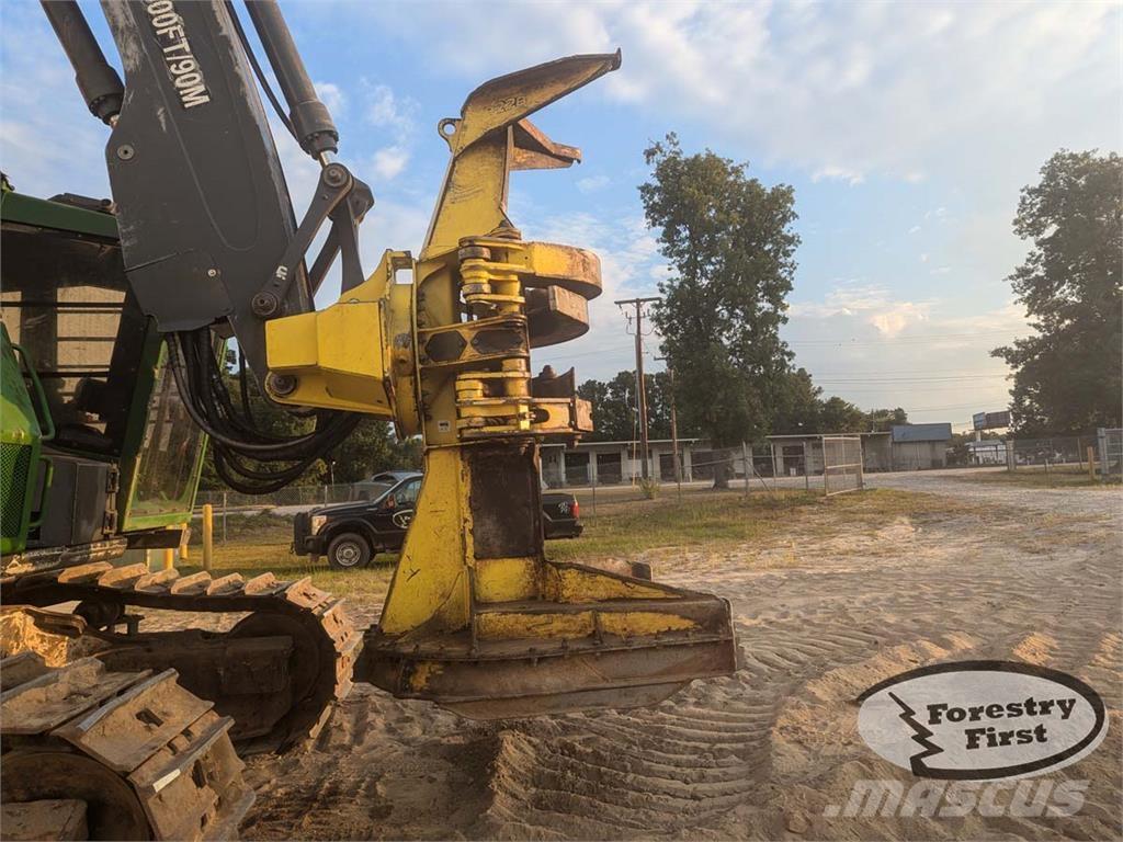 John Deere 853M Zaru savācēji