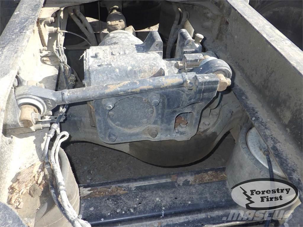 Mack CHN613 Mežizstrāde- Citi
