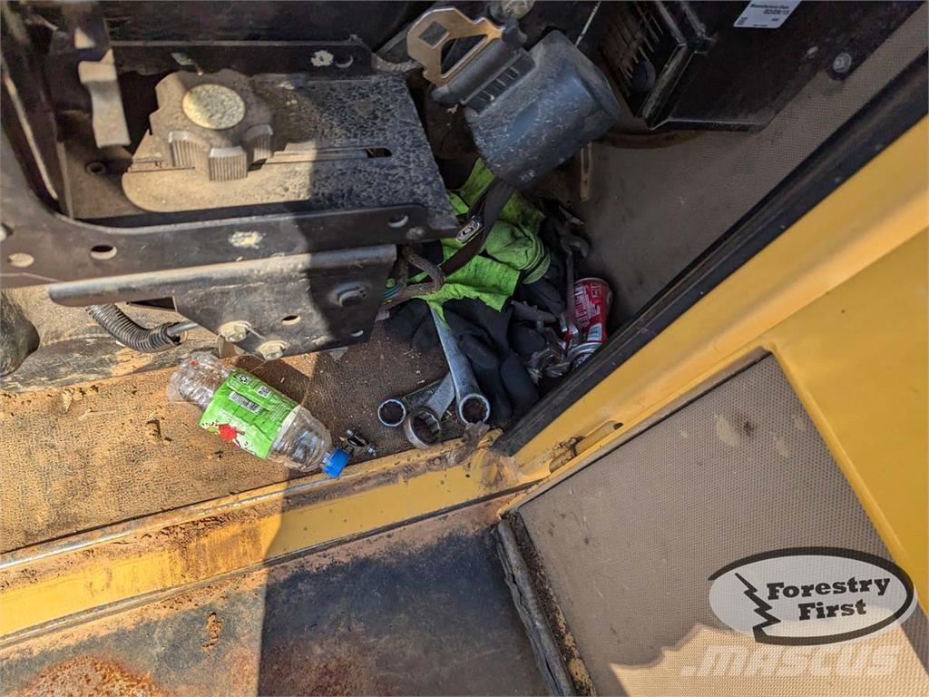 Tigercat 234 Baļķu iekrāvēji